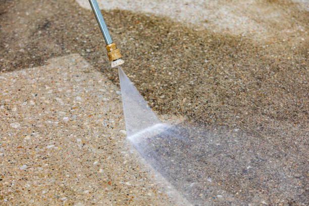 Best Pool Deck Cleaning  in Coral Hills, MD